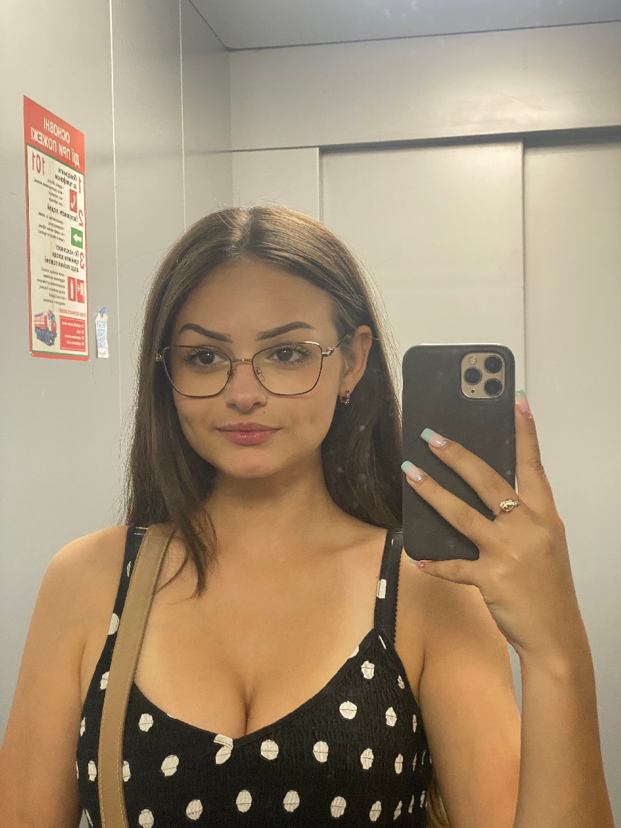 Sexy model Stacy in Prague